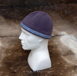 Dark purple woolen hat with braid.