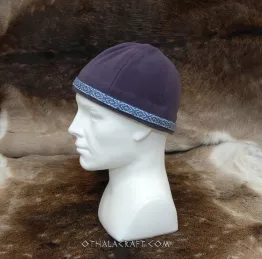 Dark purple woolen hat with braid.