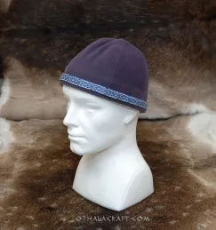 Dark purple woolen hat with braid.