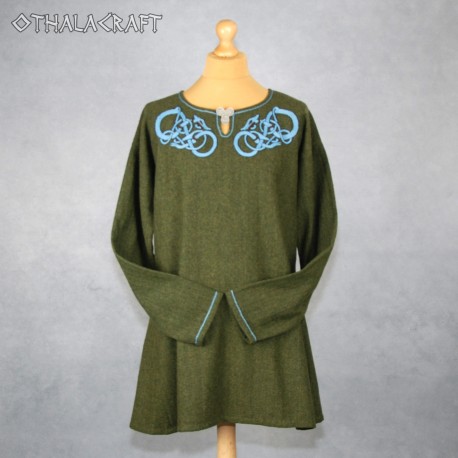 Woolen tunic with embroidery, Viking, early medieval