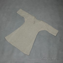 Beautiful small tunic made of natural linen.