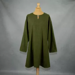 Woolen Viking tunic in herring bone pattern - green.