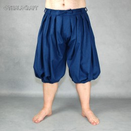 Wikingerhose – blaue Wolle.