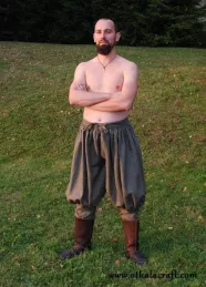 Viking trousers from linen - khaki.