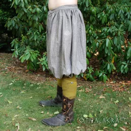 Viking trousers from light brown wool.