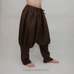 Wikingerhose aus Leinen – braunes Leinen.