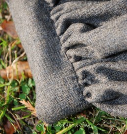 Wikingerhose aus dunkelbrauner Wolle