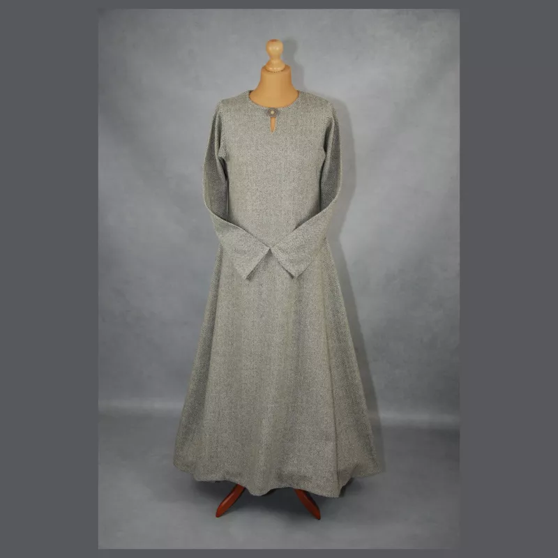 Haithabu (Hedeby) beautiful dress, made of 100% woolen fabric in a herring bone pattern.