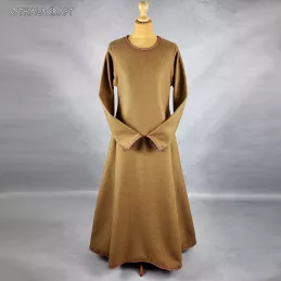 Woolen Viking brown dress.