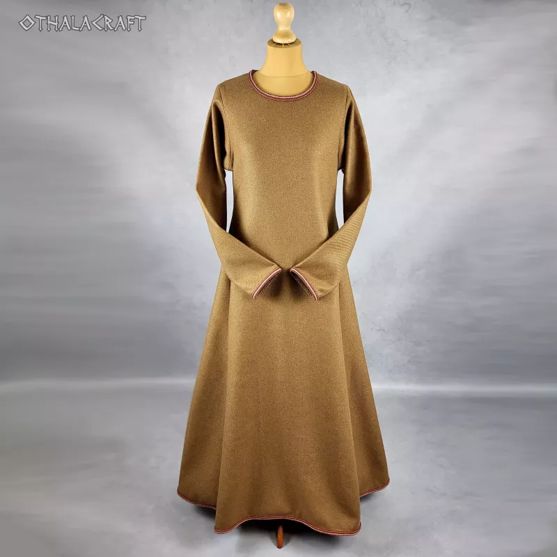 Woolen Viking brown dress.