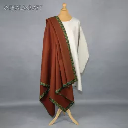 Woolen cape with silk