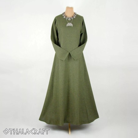 The cut of dress is based on found from Haithabu (Hedeby)