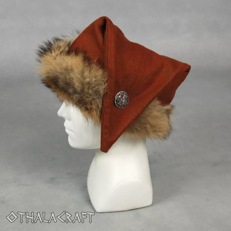 Pointed hat with fur. Made of dark red and olive green herringbone weave wool.