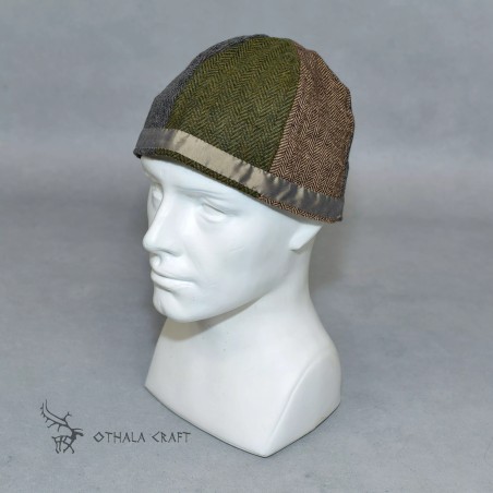 Viking Woolen hat with silk
