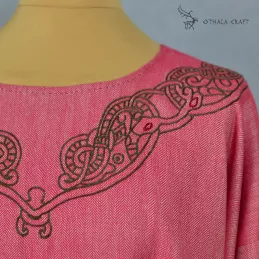 Woolen Viking tunic with embroidery