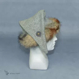 Triangle hat for Viking with fur