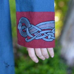 Blaues Wikinger-Leinenkleid mit Stickerei