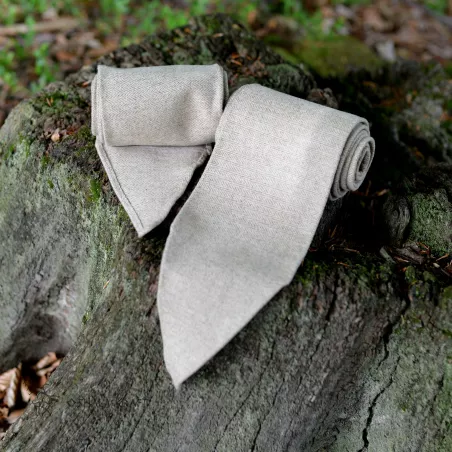Leg wraps or leg bands were used in the Viking Age as part of the mainly male costume.