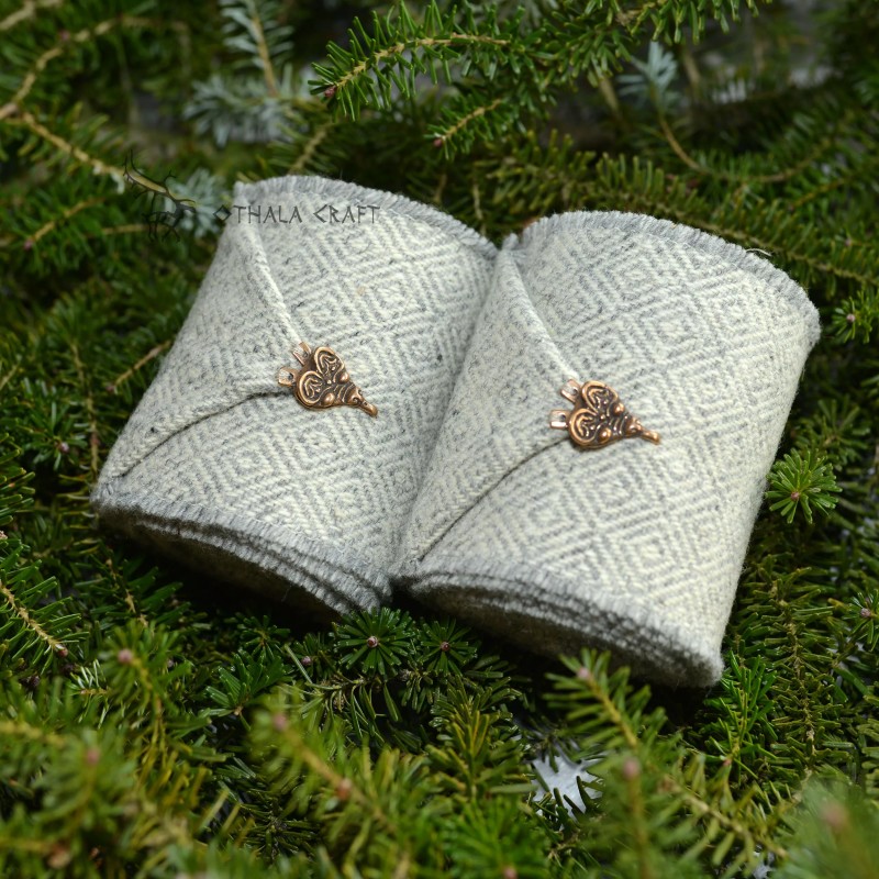 Leg wraps, natural wool color (190052)