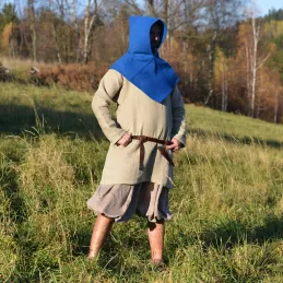 Woolen hood from Skjoldehamn - plant dyed