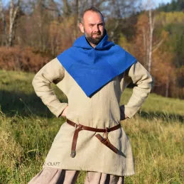 Woolen hood from Skjoldehamn - plant dyed