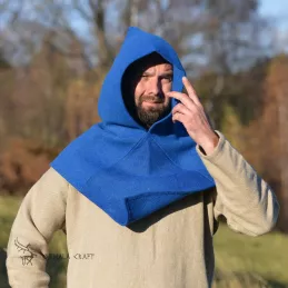 Woolen hood from Skjoldehamn - plant dyed