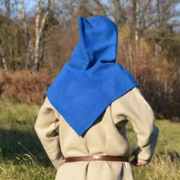 Woolen hood from Skjoldehamn - plant dyed