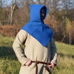 Woolen hood from Skjoldehamn - plant dyed