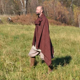 Dark red woolen cape in herring bone pattern
