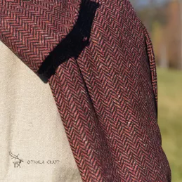Dark red woolen cape in herring bone pattern