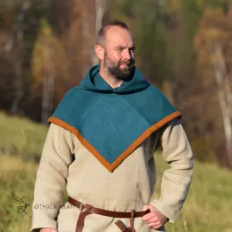 Woolen hood from Skjoldehamn - plant dyed