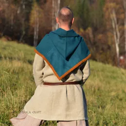 Woolen hood from Skjoldehamn - plant dyed