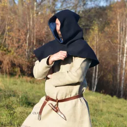 Woolen hood from Hedeby - dark blue