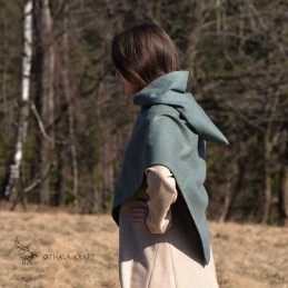 Woolen hood from Skjoldehamn, green-blue diamond weave