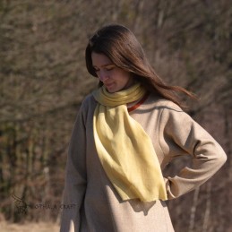 A delicate, thin scarf, perfect for tying to the forehead. Made of fine wool, plant dyed.