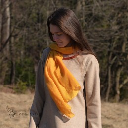 A delicate, thin scarf, perfect for tying to the forehead. Made of fine wool, plant dyed.