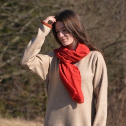 A delicate, thin scarf, perfect for tying to the forehead. Made of fine wool, plant dyed.
