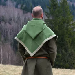 Woolen hood from Skjoldehamn - green