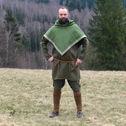 Woolen hood from Skjoldehamn - green