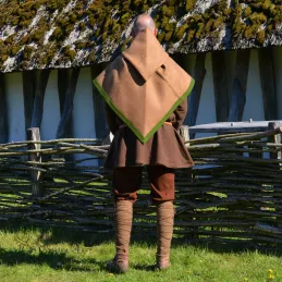 Woolen hood from Skjoldehamn - beige/green