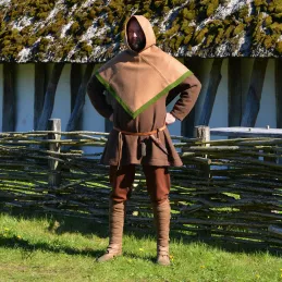 Woolen hood from Skjoldehamn - beige/green