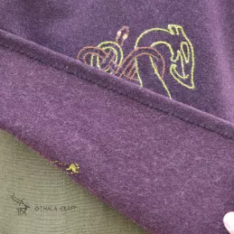 Woolen hood from Skjoldehamn with embroidery- dark plum color