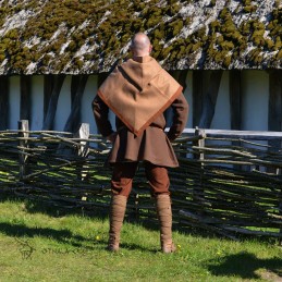 Woolen hood from Skjoldehamn, beige/orange