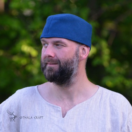 Interpretation of a Pillbox cap according to a find from Haithabu (Hedeby) dating to around 9th - 10th century.