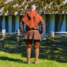 Wollgugel aus Skjoldehamn – ziegelfarben