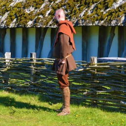 Wollgugel aus Skjoldehamn – ziegelfarben