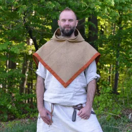Woolen hood from Skjoldehamn - camel/orange