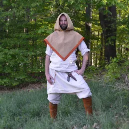 Woolen hood from Skjoldehamn - camel/orange