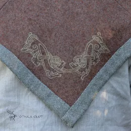 Woolen hood from Skjoldehamn with embroidery- light brown