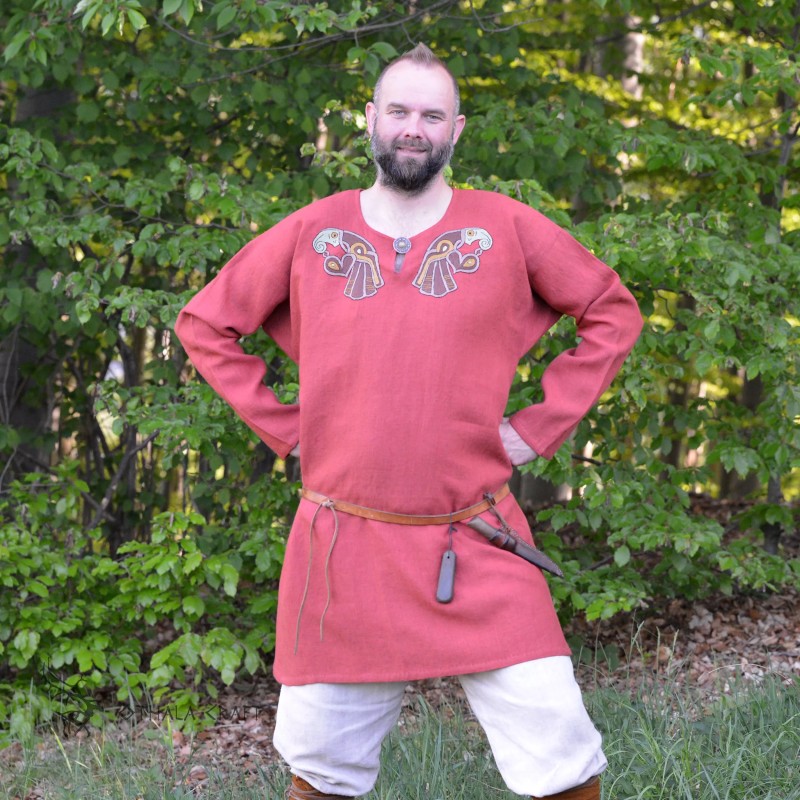 Decorated Viking tunic made of linen in brick red color